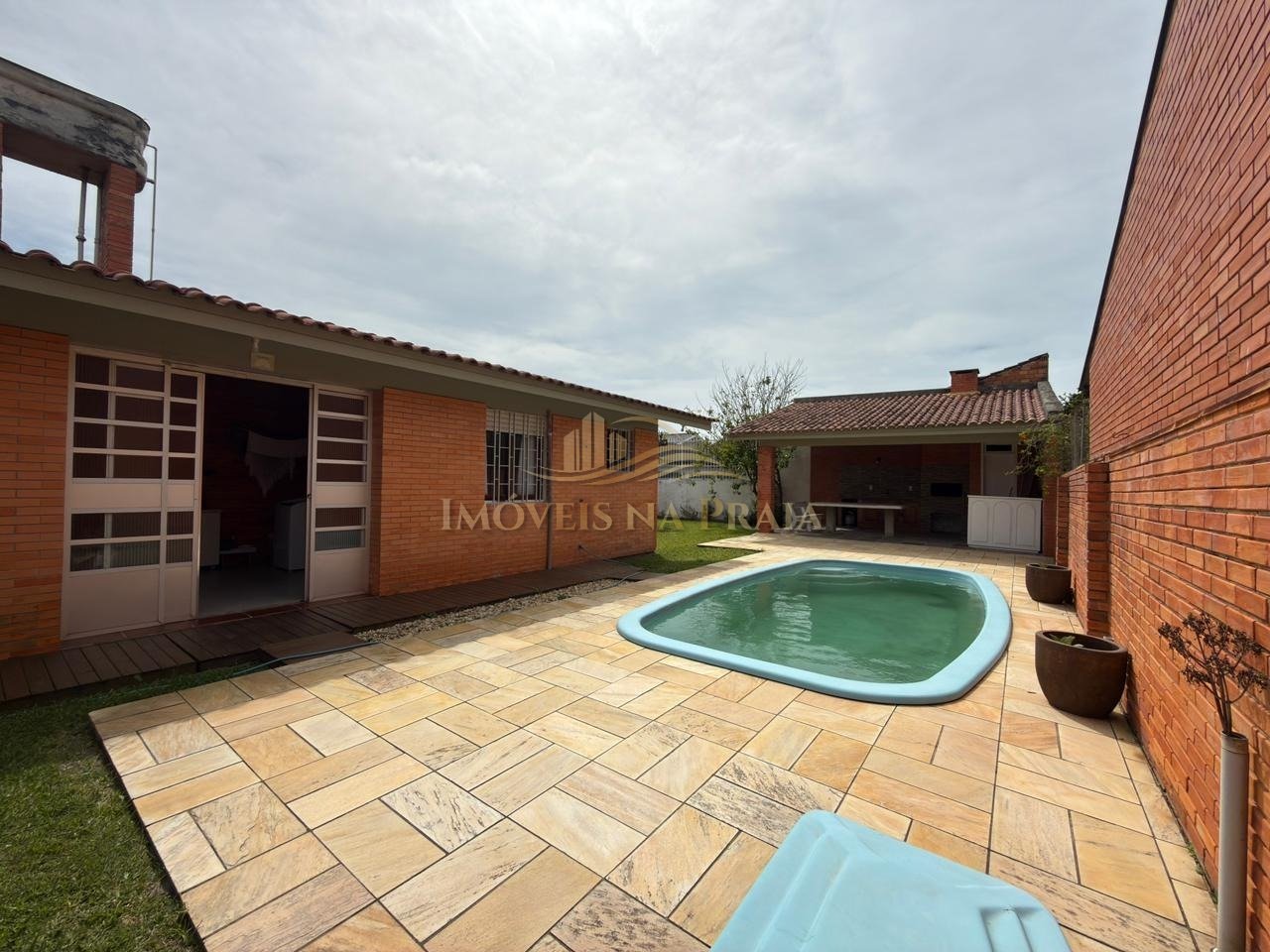 Foto 24 — 6 dormitórios; Mobiliada