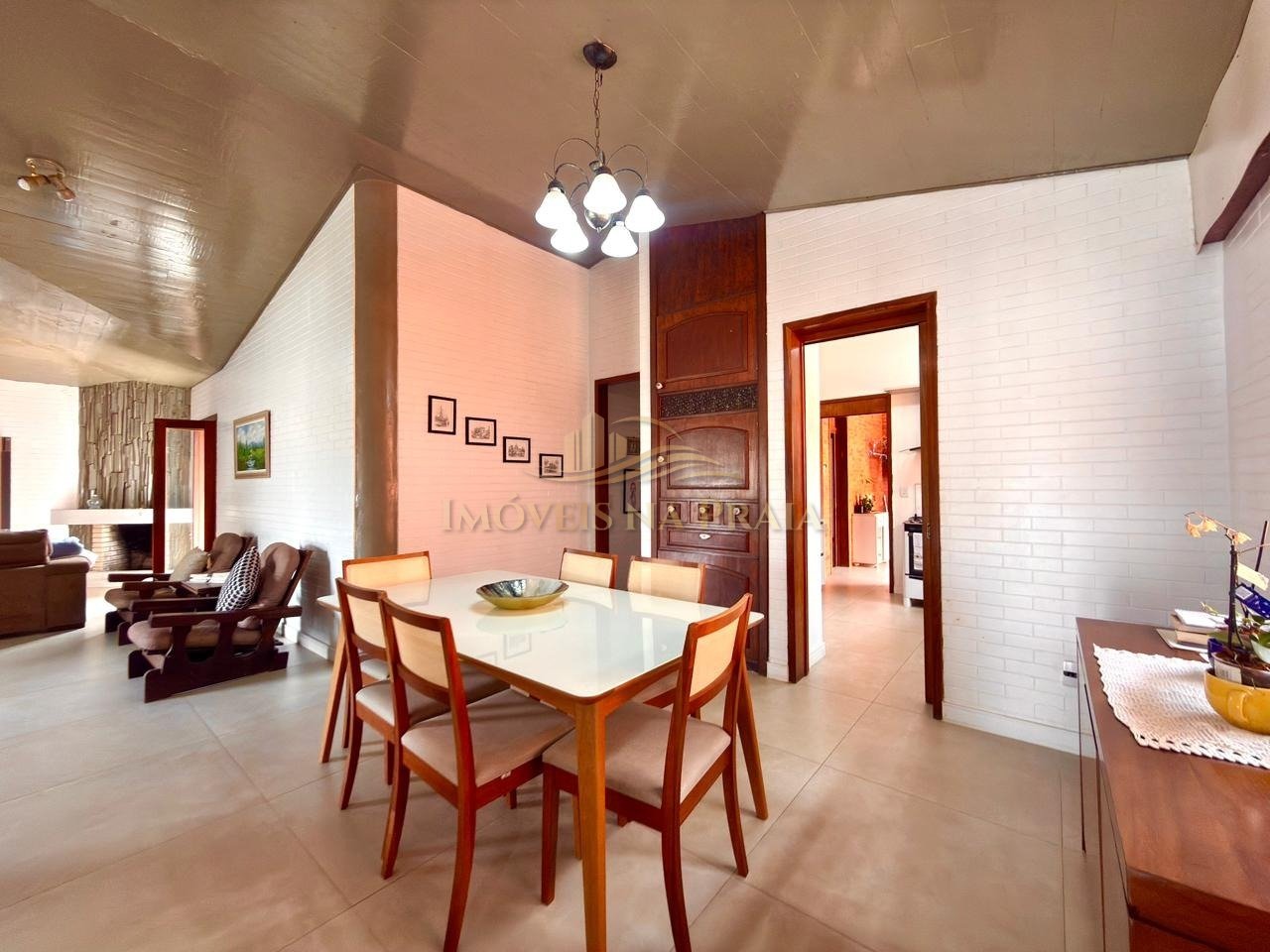 Foto 2 — 6 dormitórios; Mobiliada