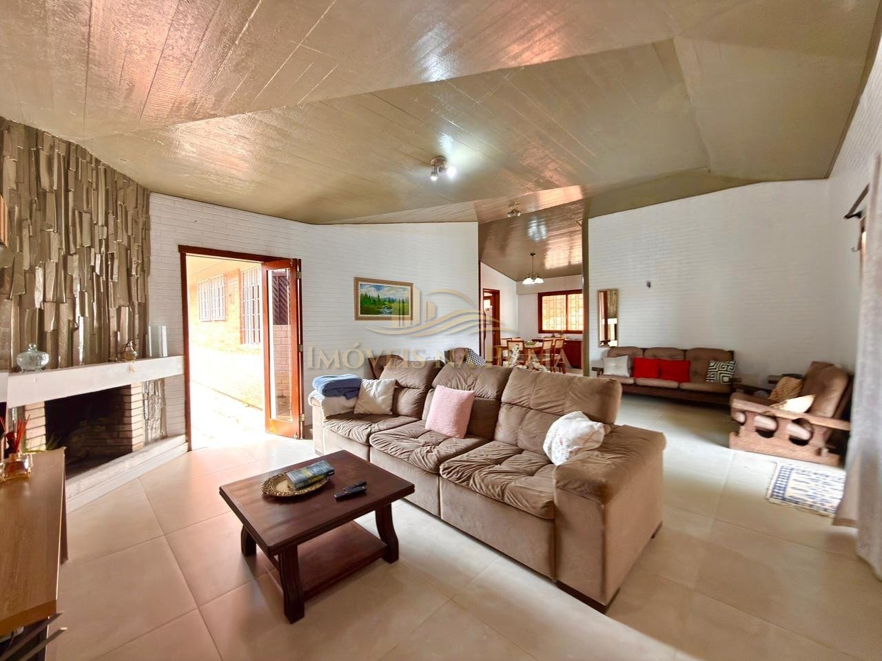 Foto 4 — 6 dormitórios; Mobiliada