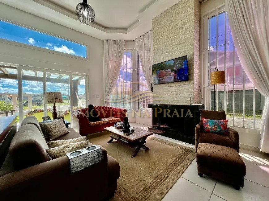 Foto 5 — Casa de 3 dorm, na praia da Rainha do Mar