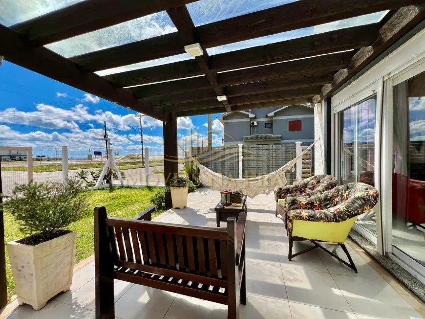 Foto 3 — Casa de 3 dorm, na praia da Rainha do Mar