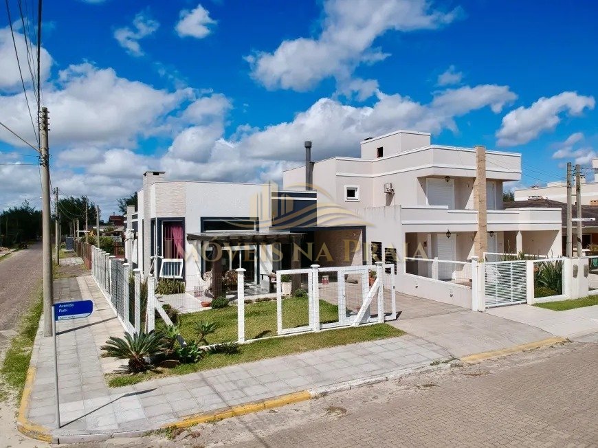 Foto 4 — Casa de 3 dorm, na praia da Rainha do Mar