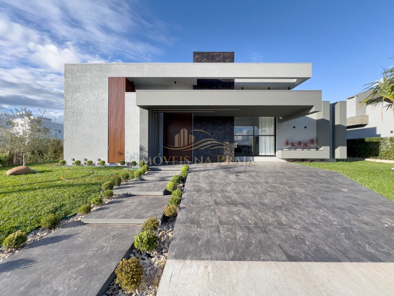 Casa em Condomínio 4 dormitórios no bairro Lagoa do Passo Village Park