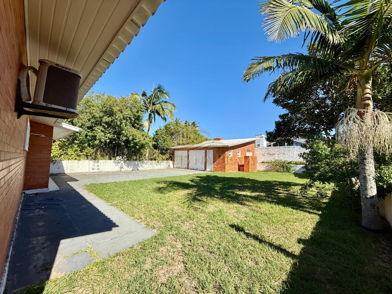 Foto 3 — 4 dormitórios em Atlântida!