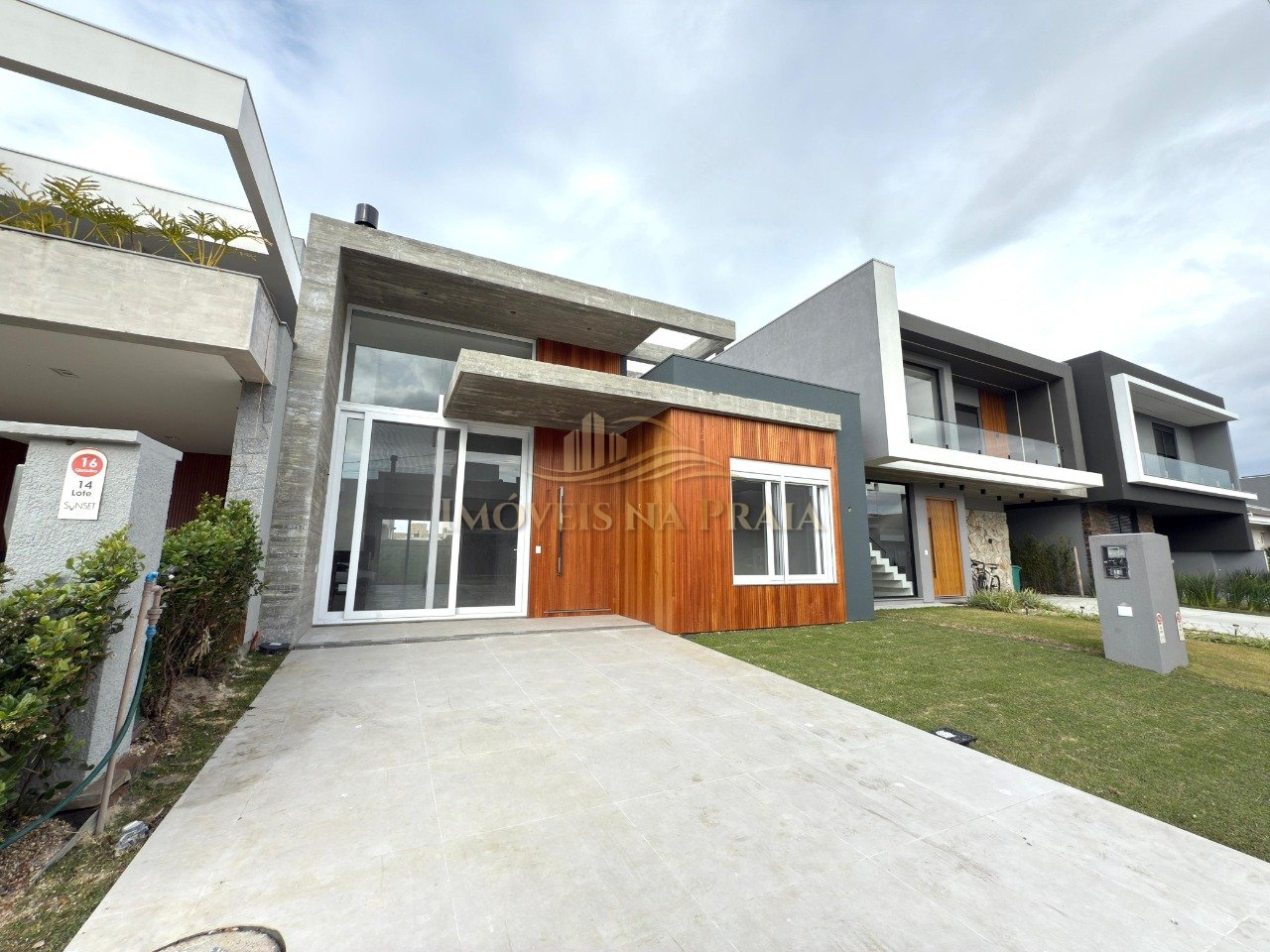 Foto 5 — Casa em Condomínio 4 dormitórios no bairro Sunset