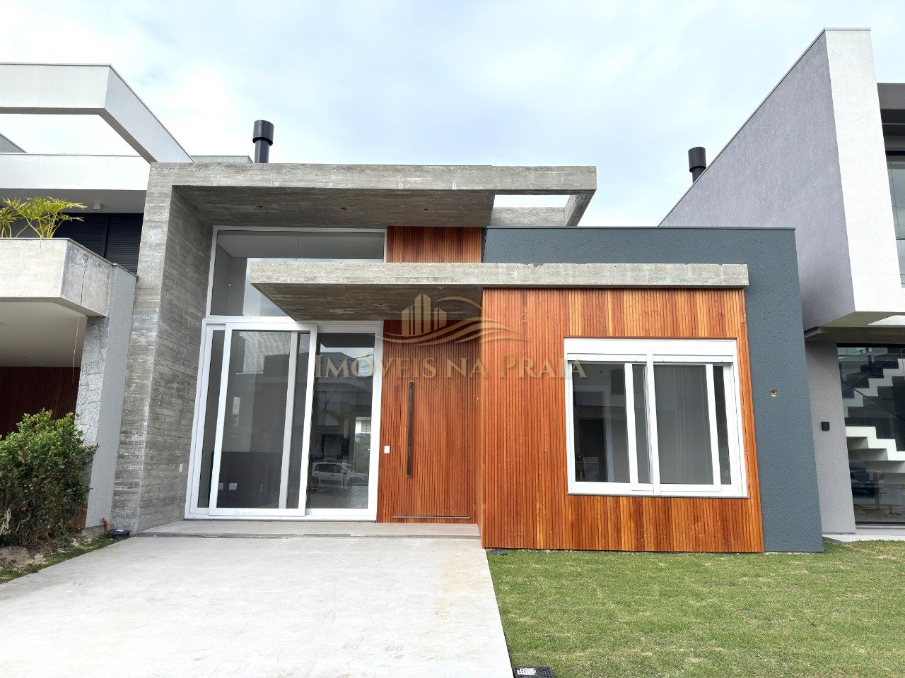 Foto 3 — Casa em Condomínio 4 dormitórios no bairro Sunset