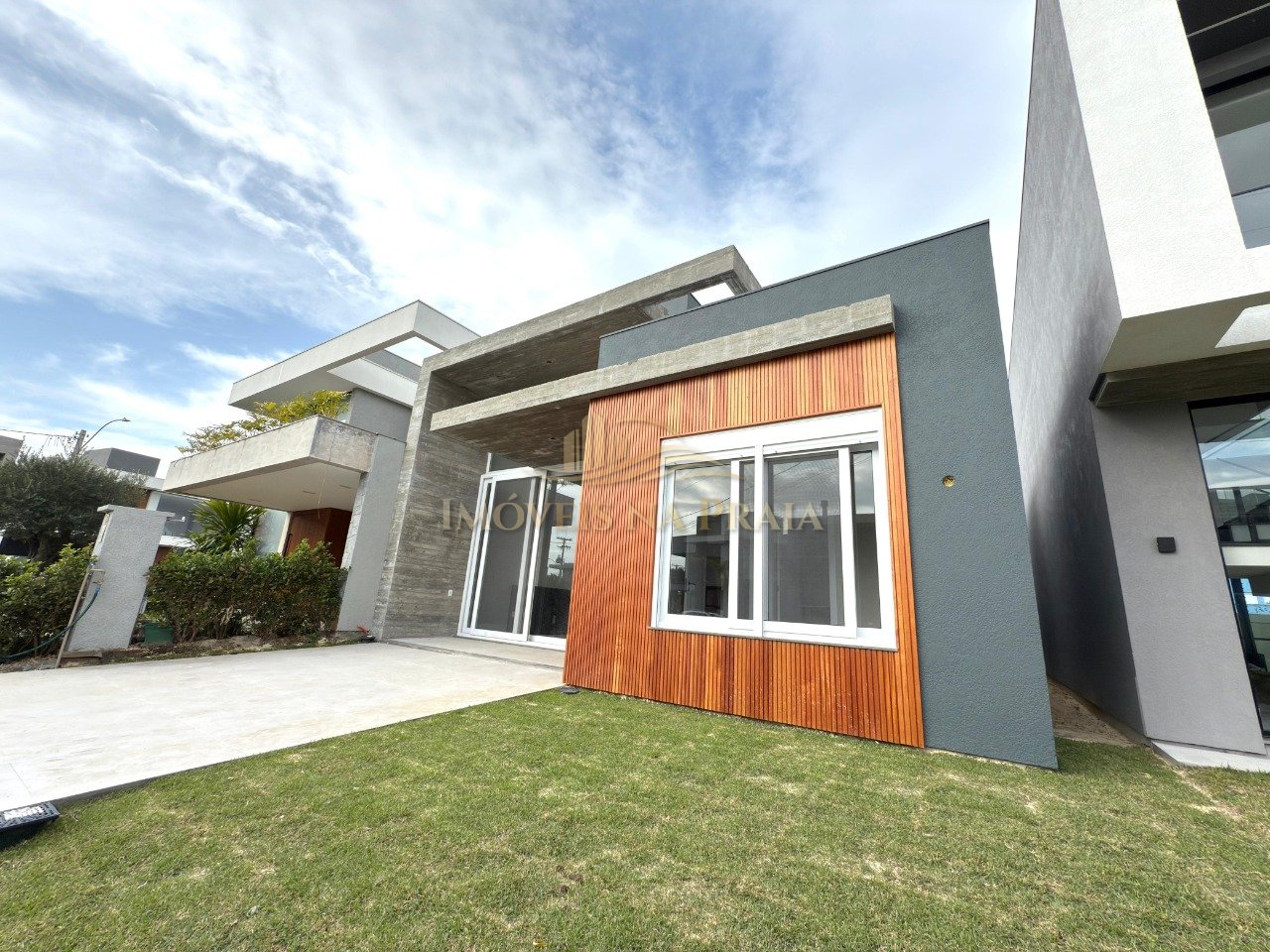 Foto 2 — Casa em Condomínio 4 dormitórios no bairro Sunset