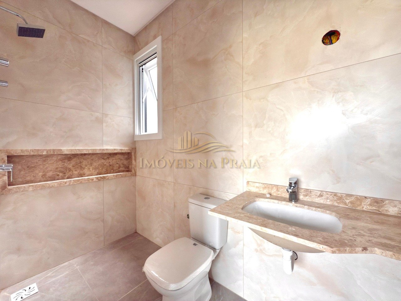 Foto 22 — Casa em Condomínio 4 dormitórios no bairro Sunset