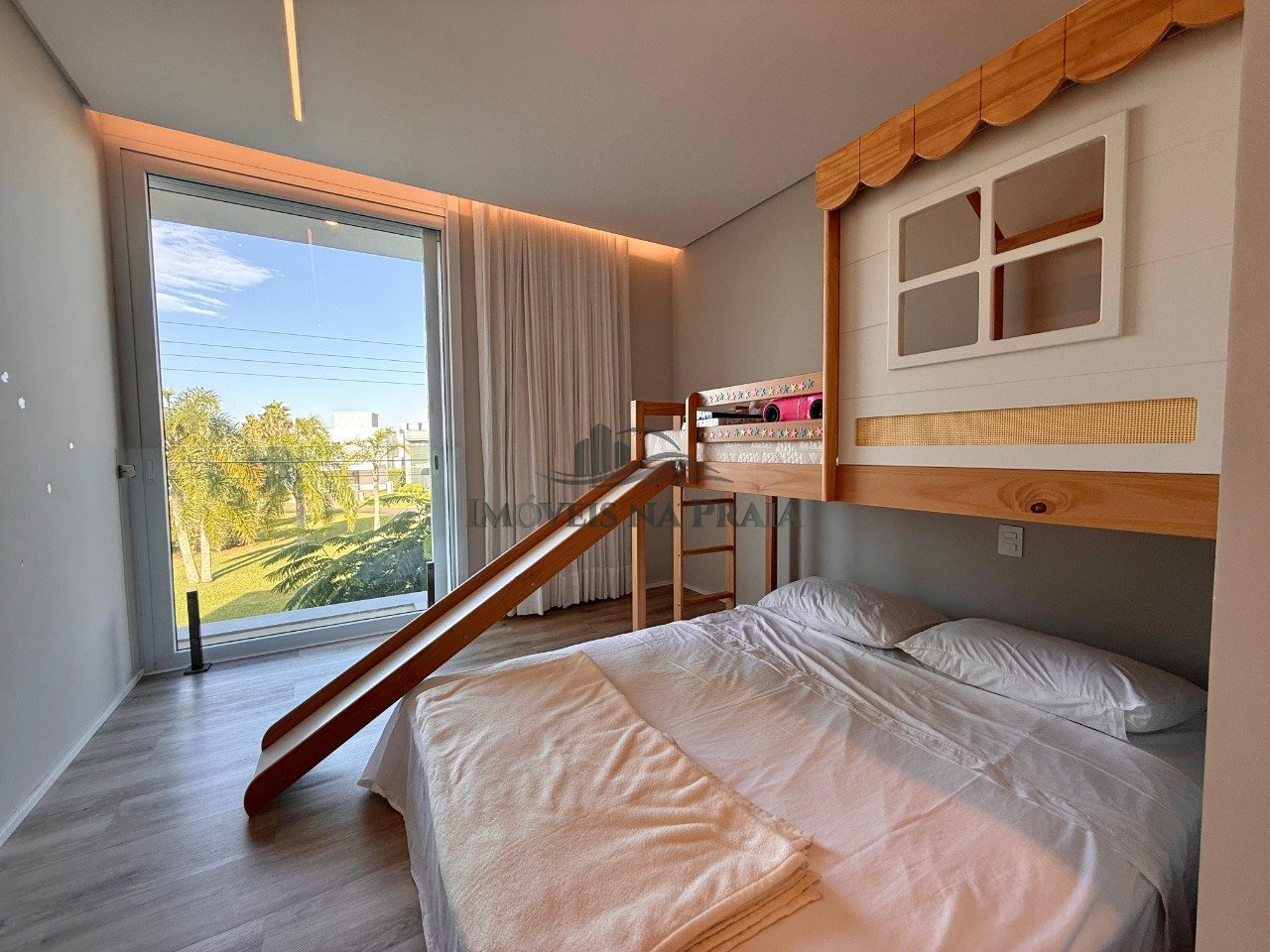 Foto 32 — Casa em Condomínio 5 dormitórios no bairro Atlântida Ilhas Park