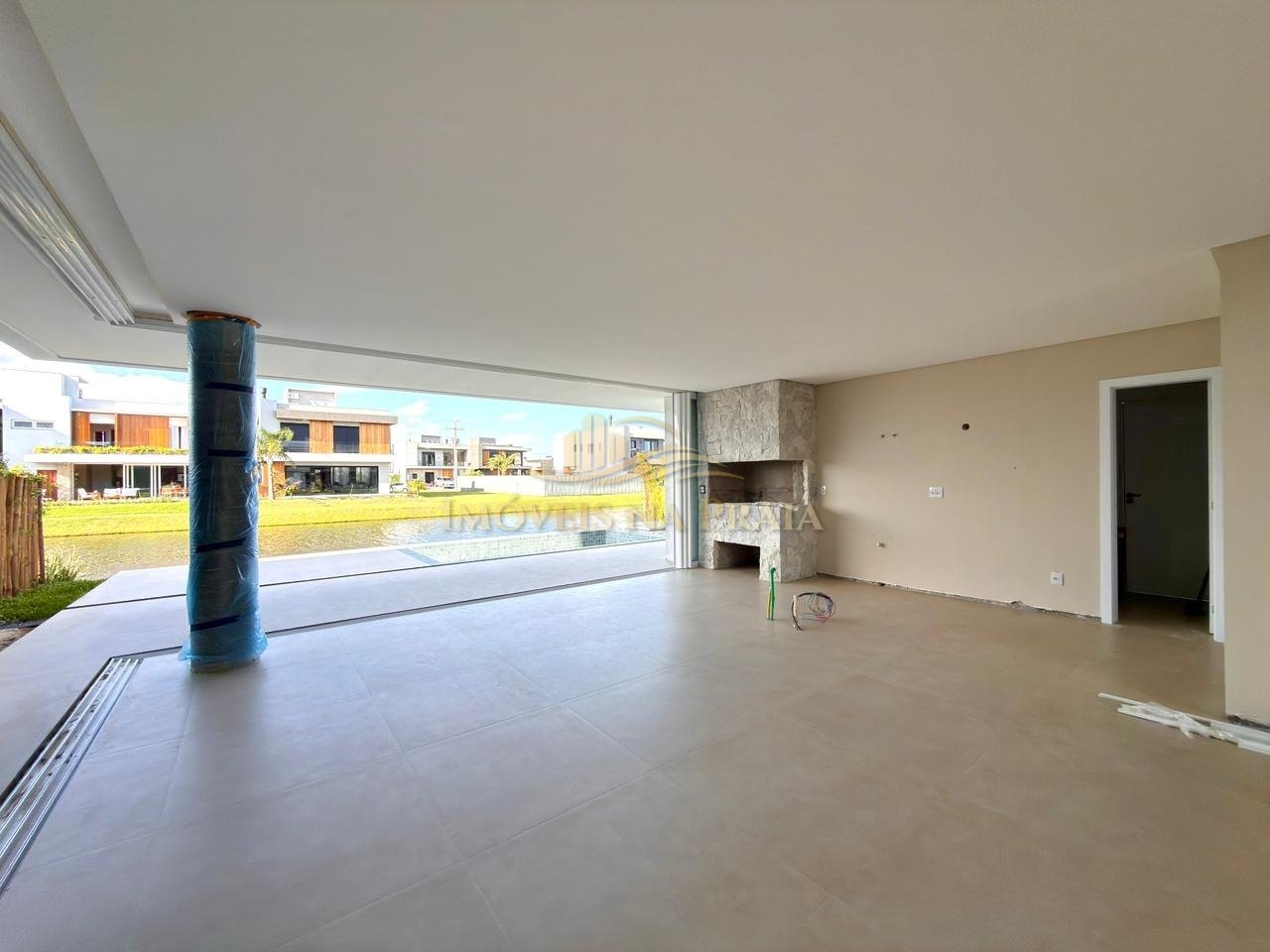 Foto 18 — Casa em Condomínio 4 dormitórios no bairro Sunset