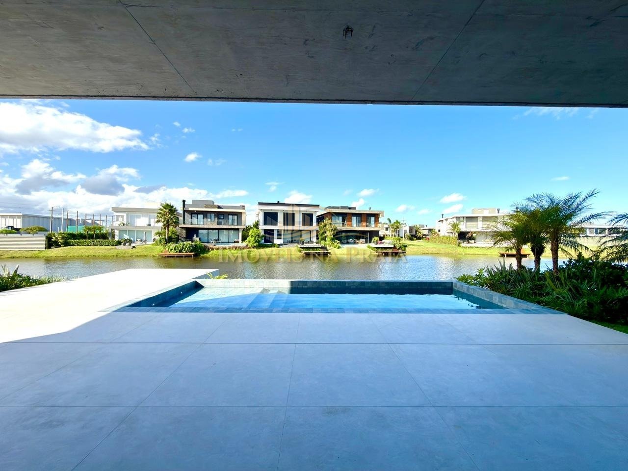 Foto 13 — Casa em Condomínio 4 dormitórios no bairro Sunset