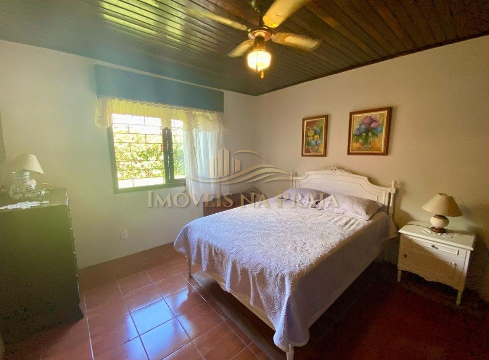 Foto 4 — Casa em Atlântida com amplo pátio