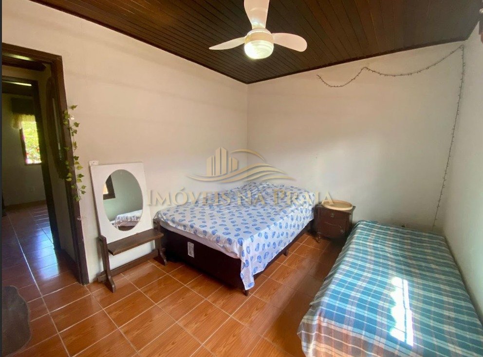 Foto 6 — Casa em Atlântida com amplo pátio