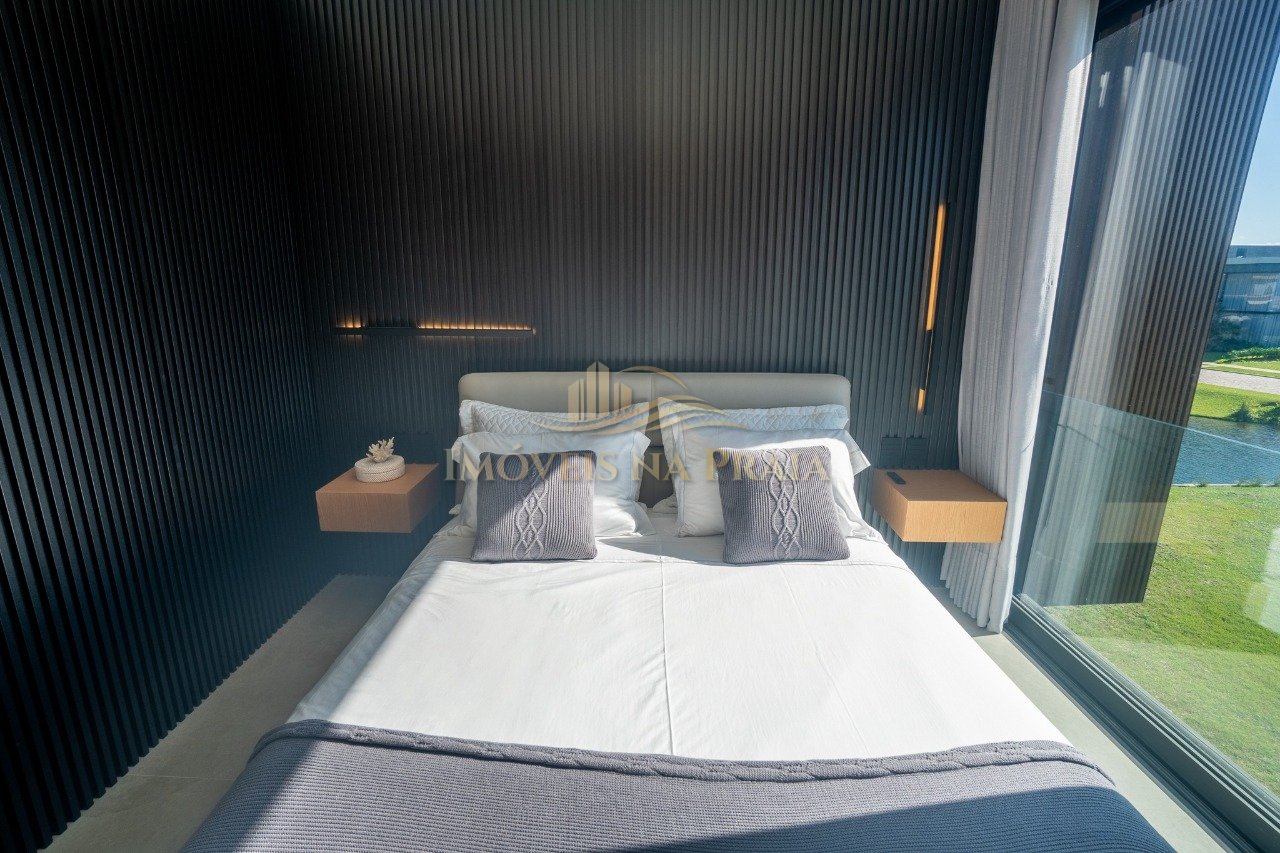 Foto 38 — Casa em Condomínio 6 dormitórios no bairro Los Cobos