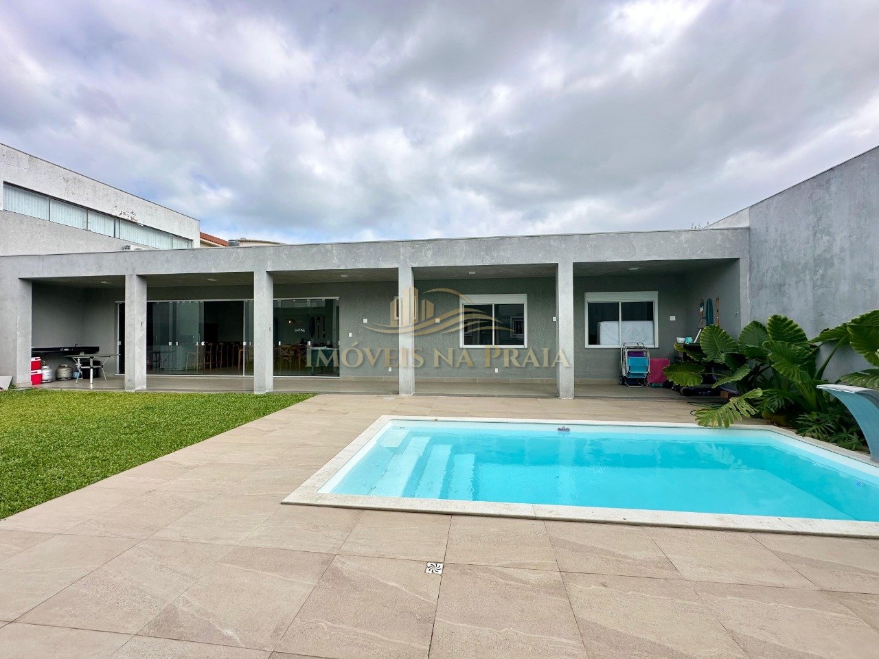 Foto 10 — Casa 4 dormitórios no bairro Atlântida