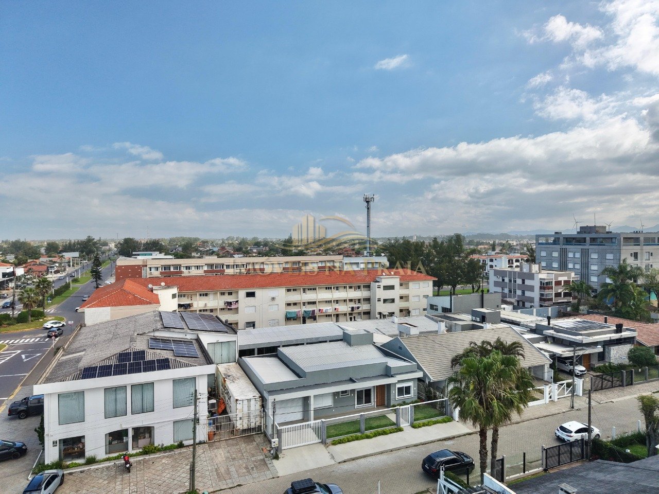 Foto 2 — Casa 4 dormitórios no bairro Atlântida