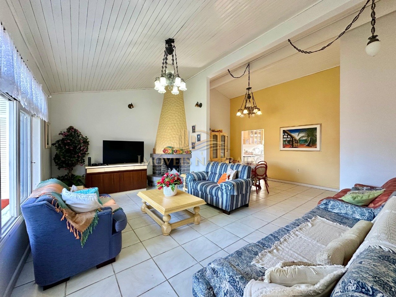 Casa 3 dormitórios no bairro Centro