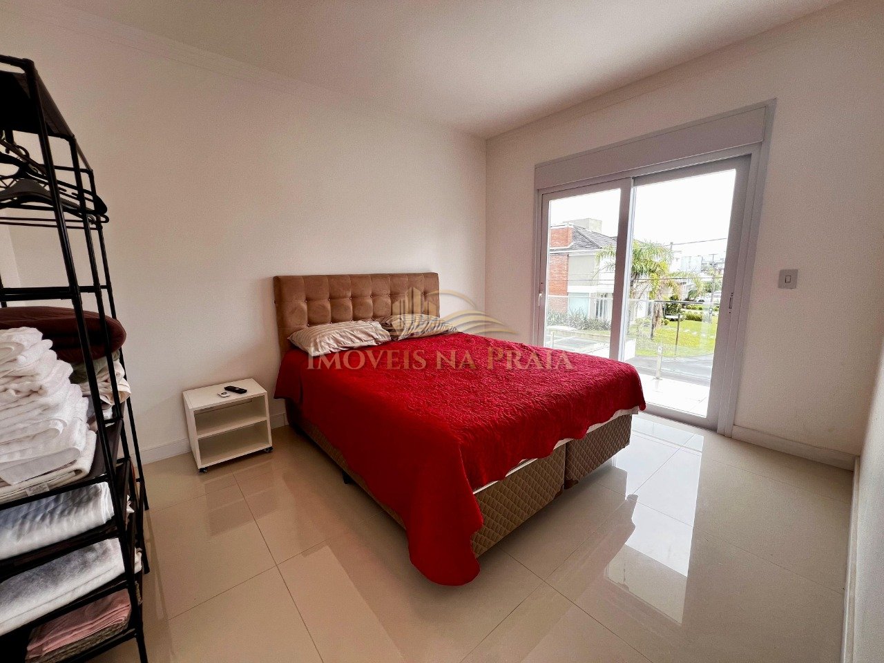 Foto 18 — Casa em Condomínio 4 dormitórios no bairro Las Palmas