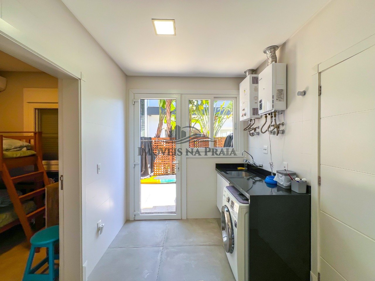 Foto 51 — Casa em Condomínio 5 dormitórios no bairro Villaggio Atlântida