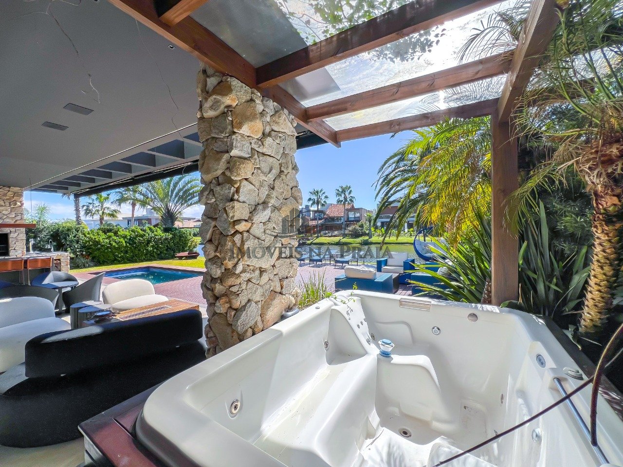 Foto 47 — Casa em Condomínio 5 dormitórios no bairro Villaggio Atlântida