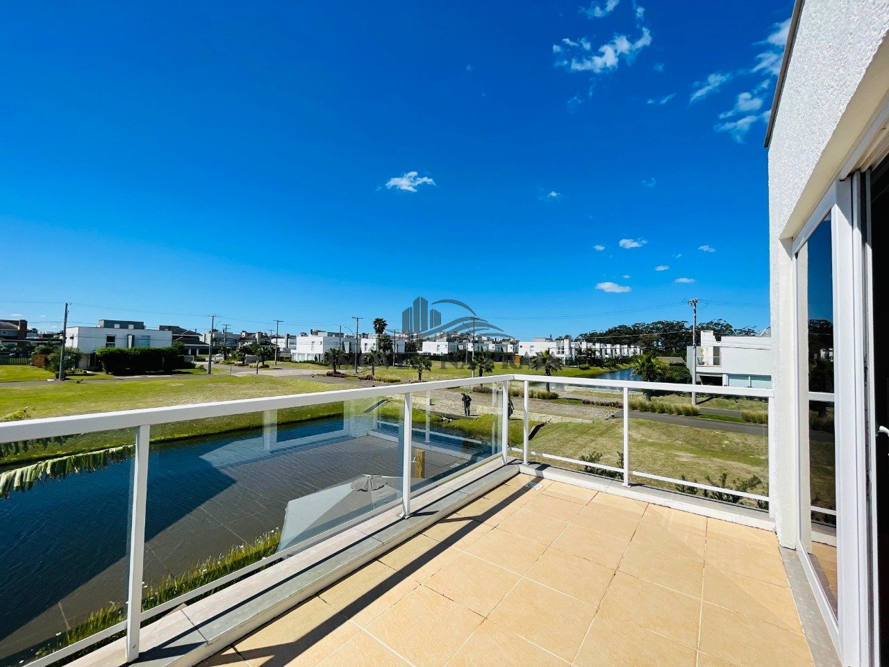 Foto 21 — Casa em Condomínio 3 dormitórios no bairro One Atlântida Houses