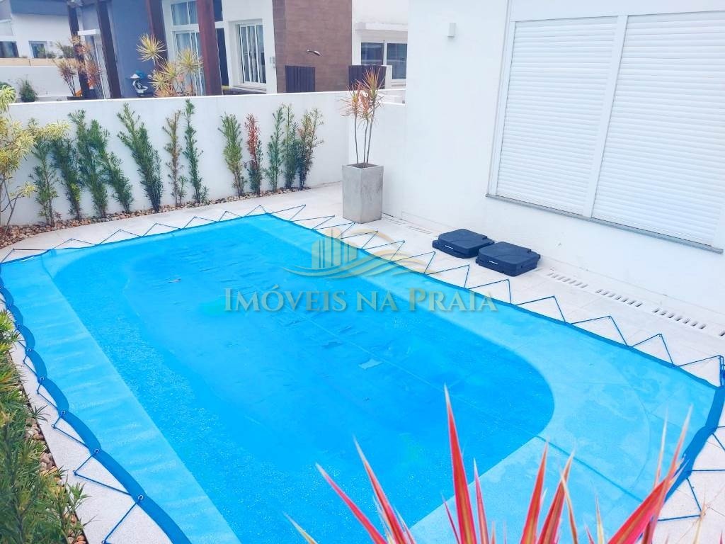 Foto 5 — Casa em Condomínio no Quintas do Lago.