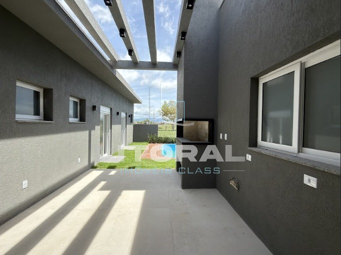 Foto 3 — Casa 3 dormitórios no bairro Santorini