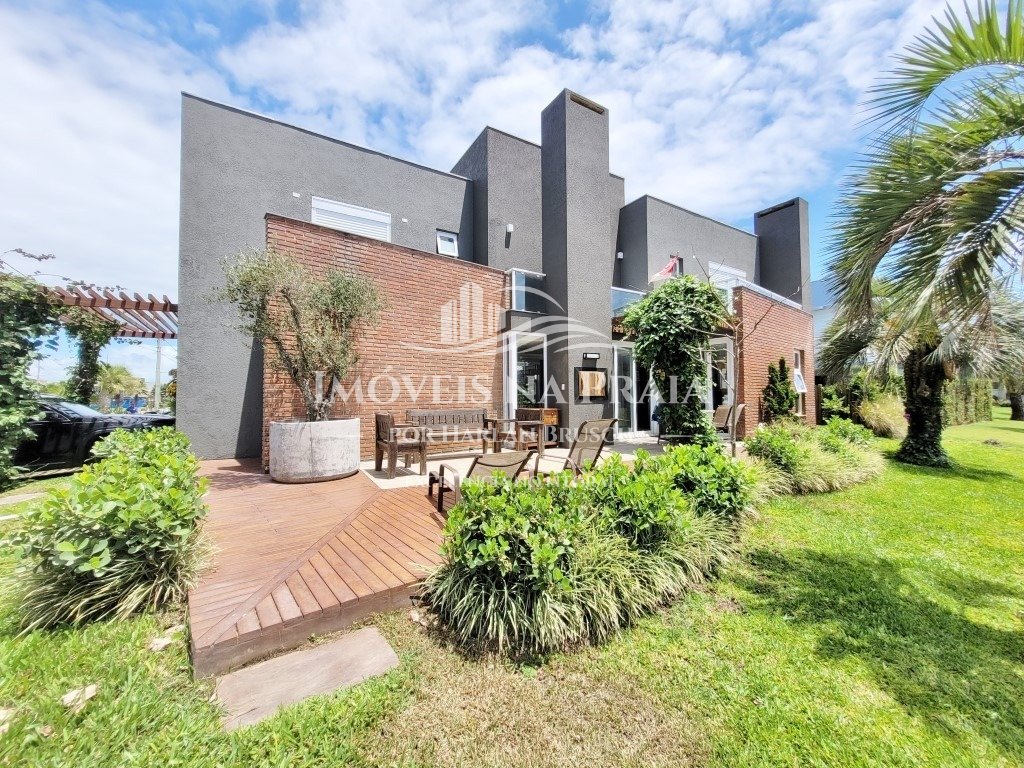 Casa em Condomínio 4 dormitórios no bairro Acqualina Beach Village