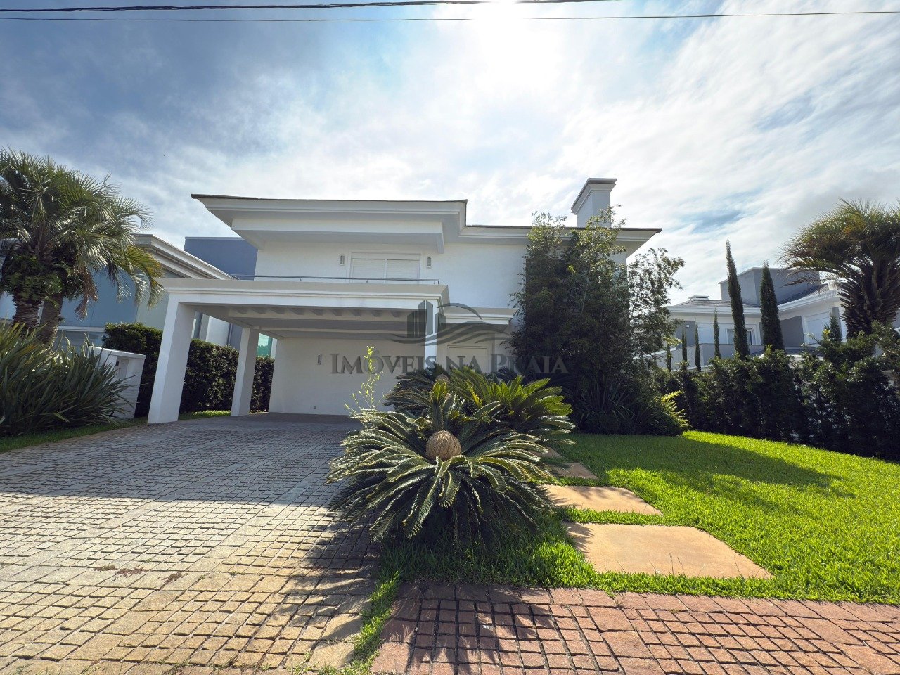 Casa em Condomínio 5 dormitórios no bairro Atlântida Ilhas Park