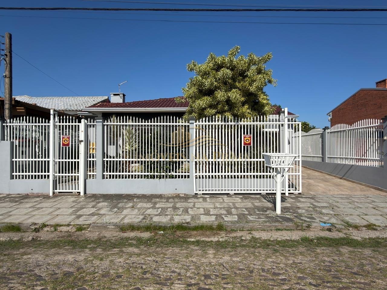 Foto 2 — Casa 4 dormitórios no bairro Centro