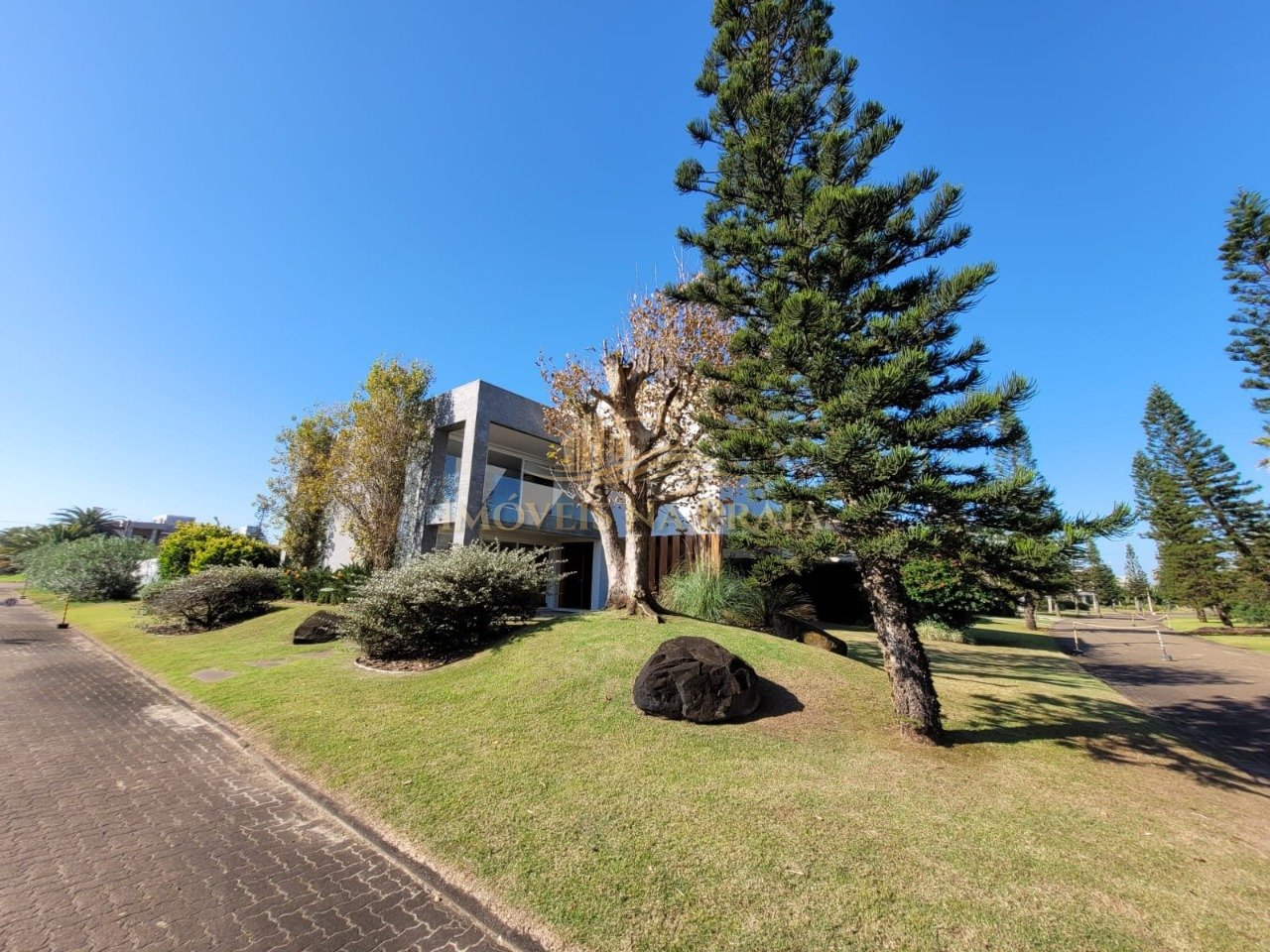 Foto 2 — Casa em Condomínio 5 Dormitório(s) Bairro La Plage