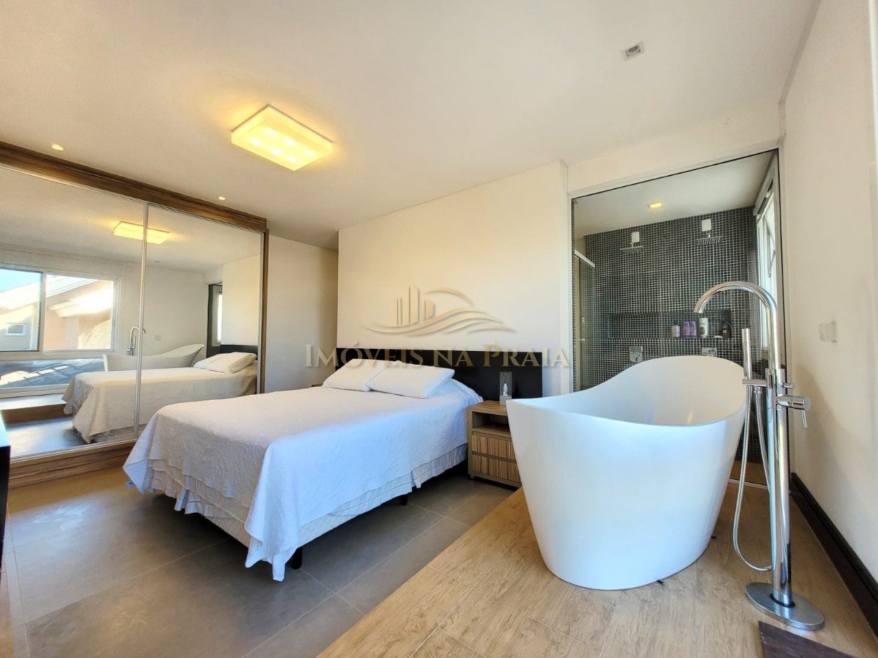 Foto 20 — Casa em Condomínio 5 Dormitório(s) Bairro La Plage