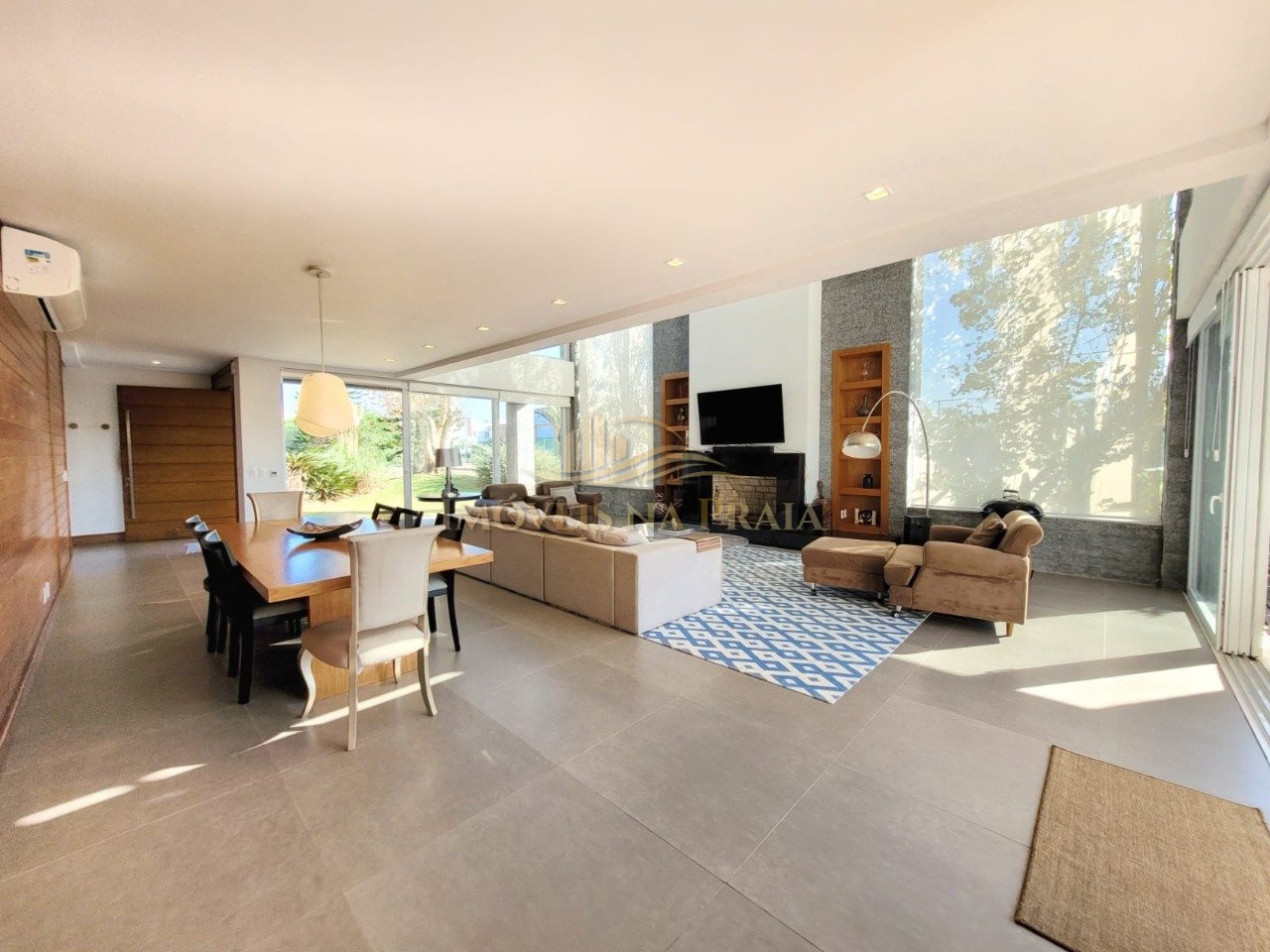 Foto 7 — Casa em Condomínio 5 Dormitório(s) Bairro La Plage