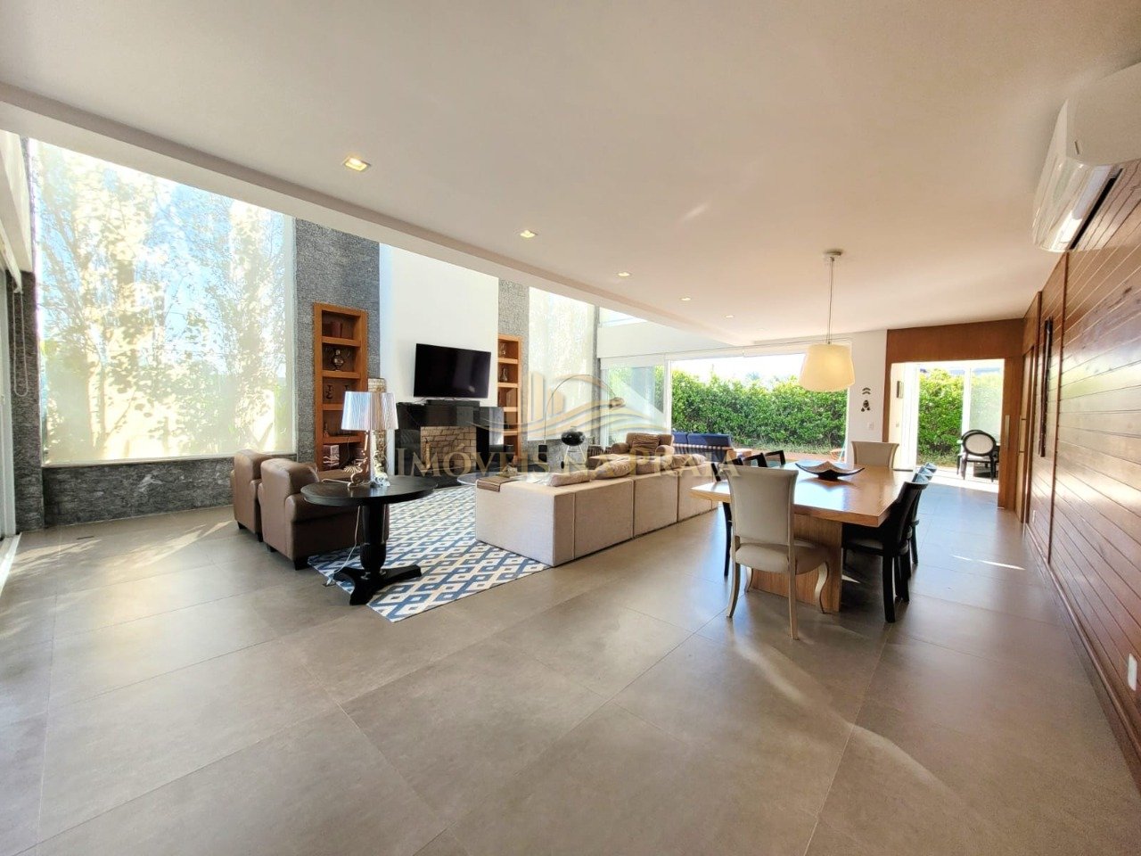 Foto 33 — Casa em Condomínio 5 Dormitório(s) Bairro La Plage