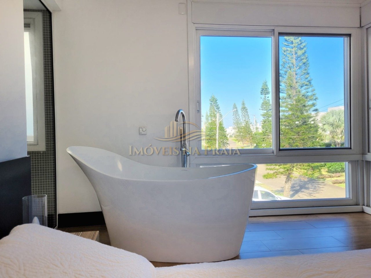 Foto 21 — Casa em Condomínio 5 Dormitório(s) Bairro La Plage