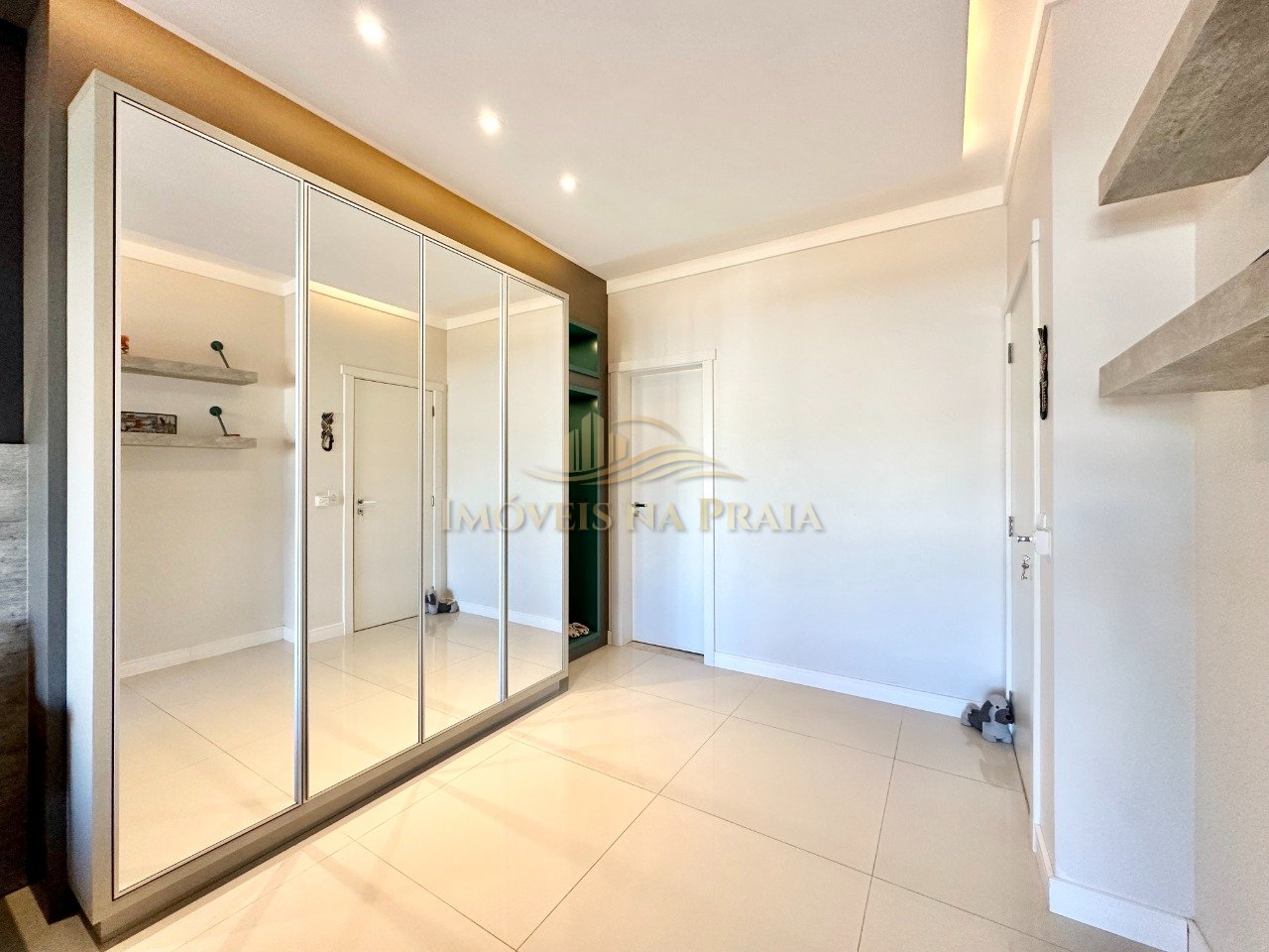 Foto 37 — Casa em Condomínio 4 dormitórios no bairro Las Palmas