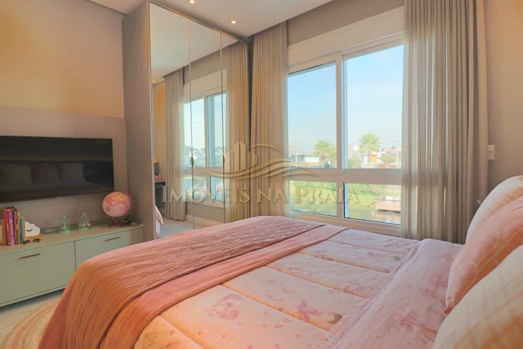 Foto 5 — Casa em Condomínio 4 Dormitório(s) Bairro Malibu B