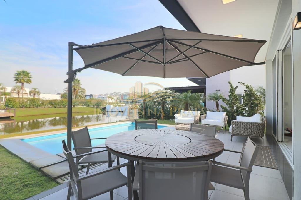 Foto 17 — Casa em Condomínio 4 Dormitório(s) Bairro Malibu B