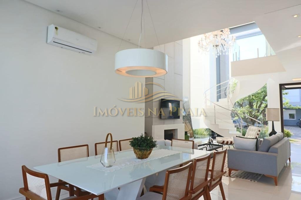 Foto 8 — Casa em Condomínio 4 Dormitório(s) Bairro Malibu B