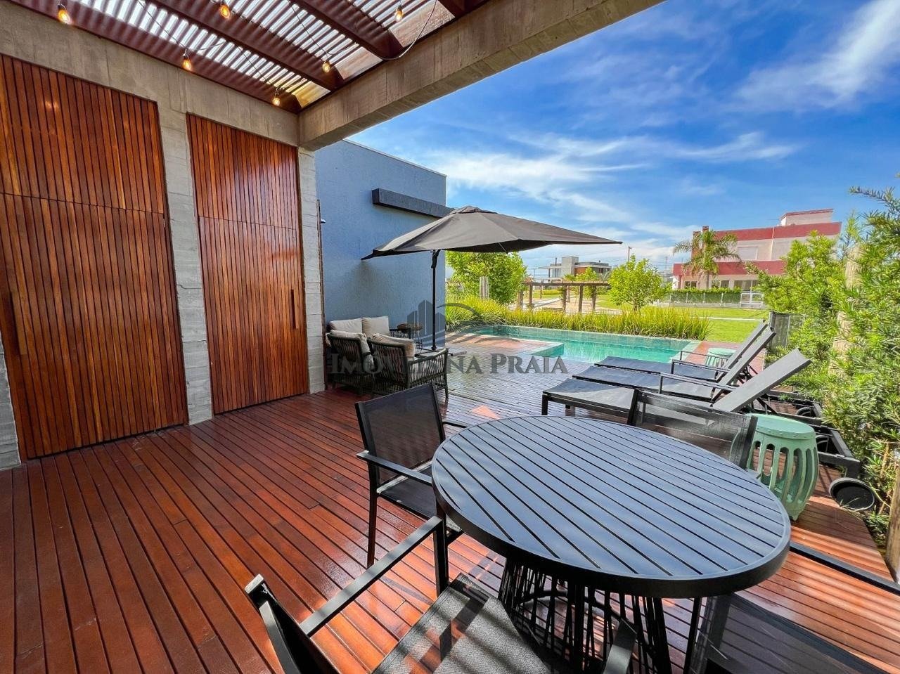 Foto 21 — Casa em Condomínio 4 Dormitório(s) Bairro Riviera