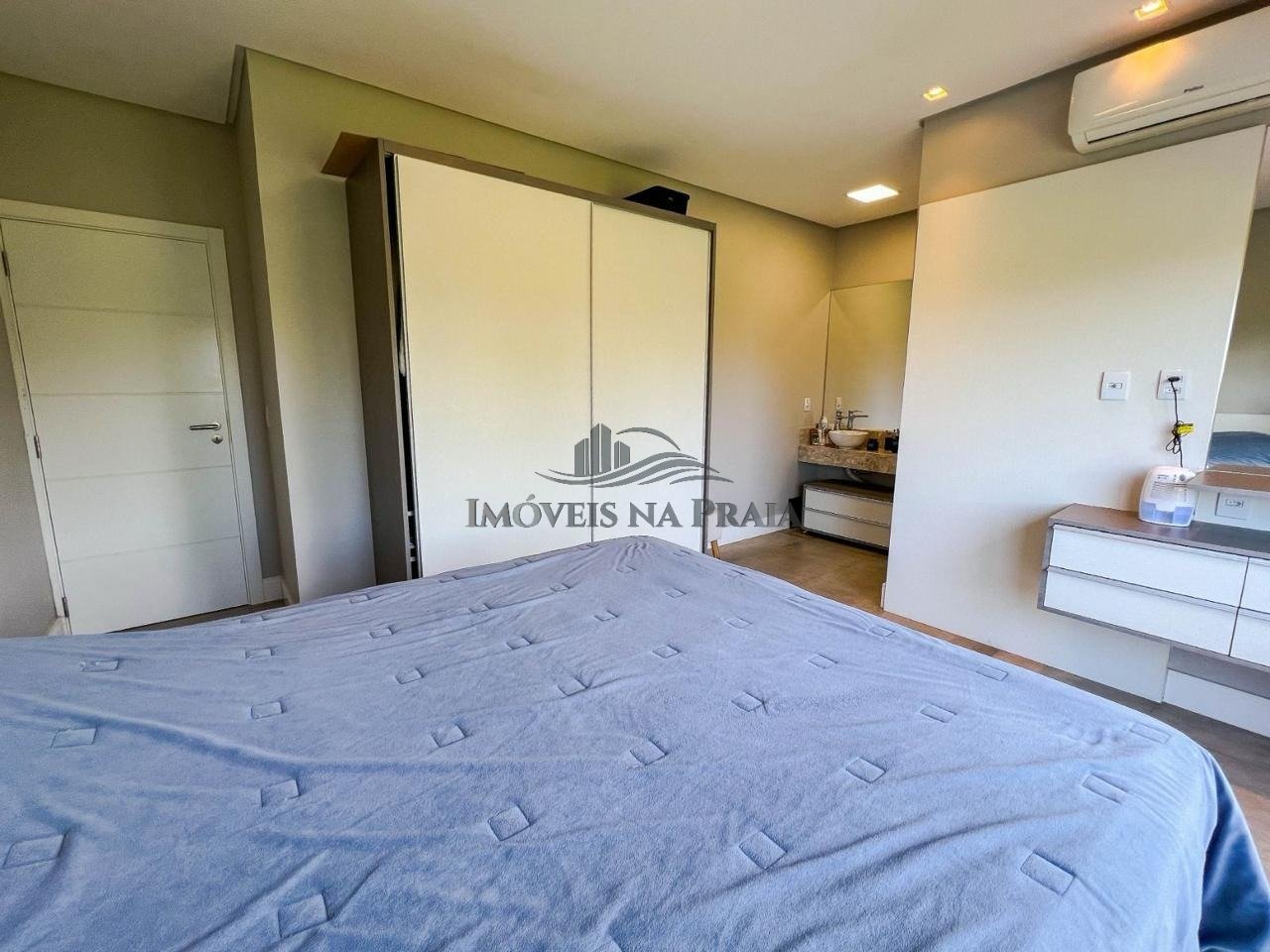 Foto 43 — Casa em Condomínio 4 Dormitório(s) Bairro Riviera