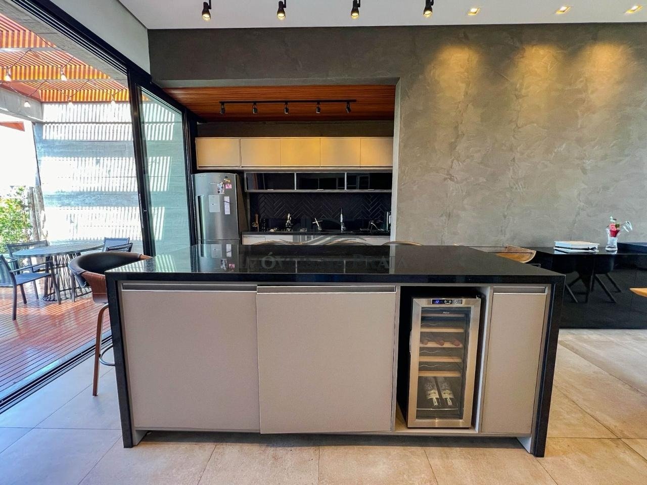 Foto 14 — Casa em Condomínio 4 Dormitório(s) Bairro Riviera