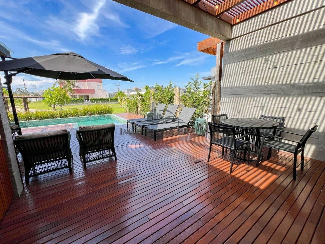 Foto 19 — Casa em Condomínio 4 Dormitório(s) Bairro Riviera