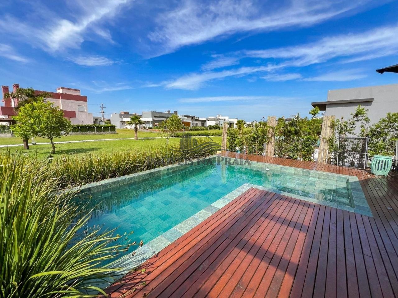 Foto 32 — Casa em Condomínio 4 Dormitório(s) Bairro Riviera