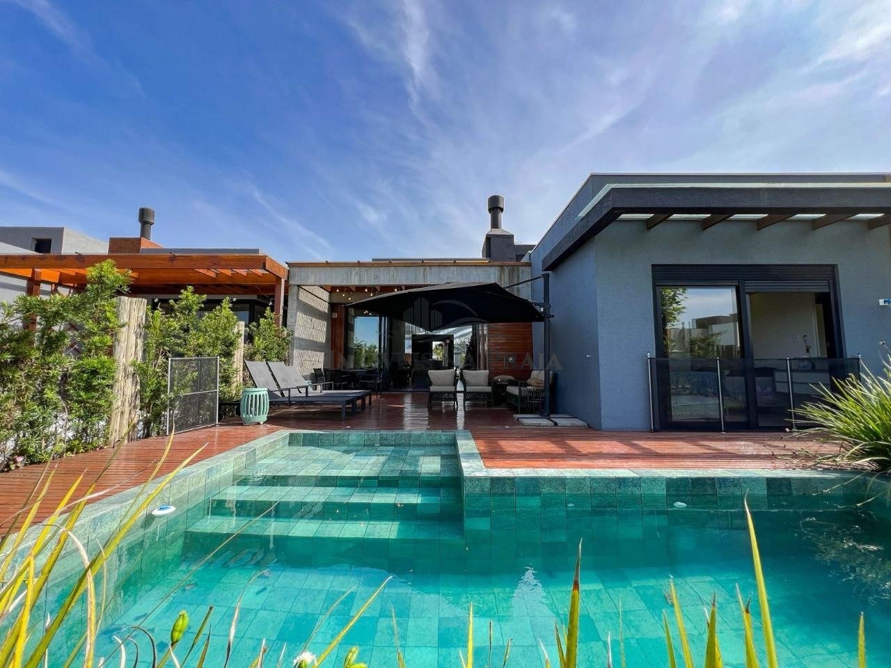 Foto 29 — Casa em Condomínio 4 Dormitório(s) Bairro Riviera