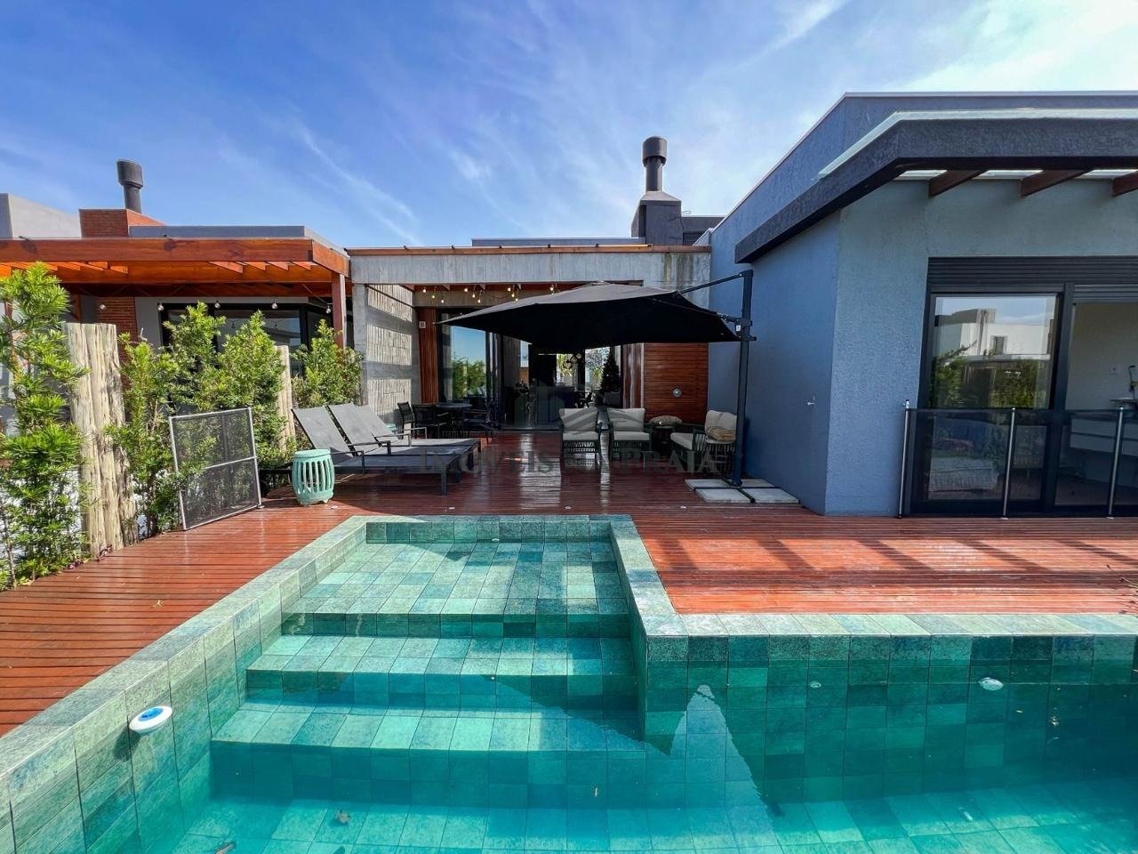 Foto 28 — Casa em Condomínio 4 Dormitório(s) Bairro Riviera