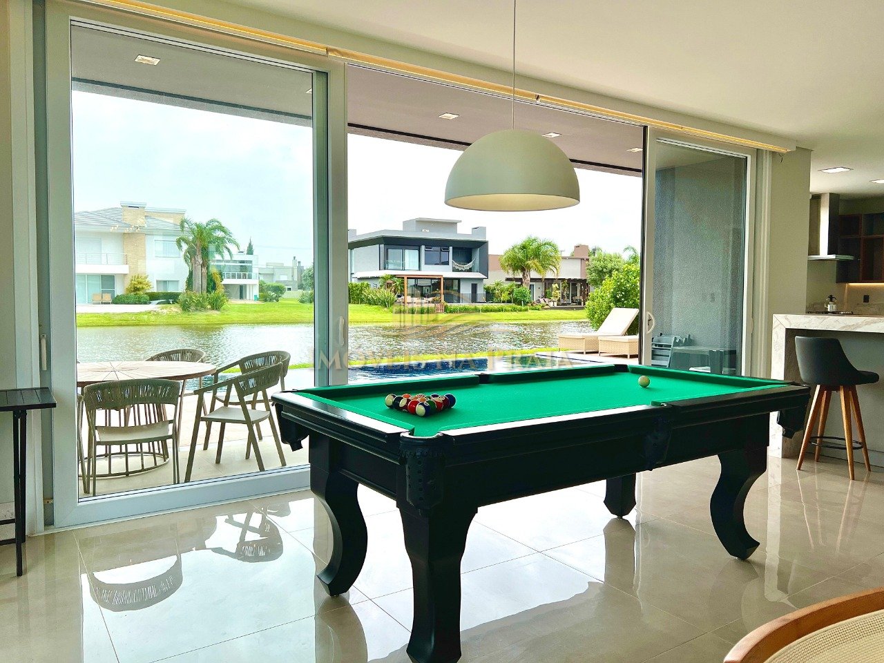 Foto 10 — Casa em Condomínio 4 Dormitório(s) Bairro Enseada