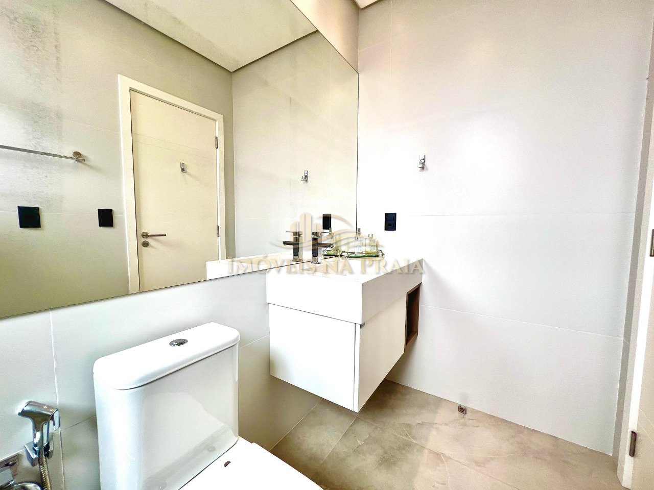 Foto 47 — Casa em Condomínio 4 Dormitório(s) Bairro Enseada