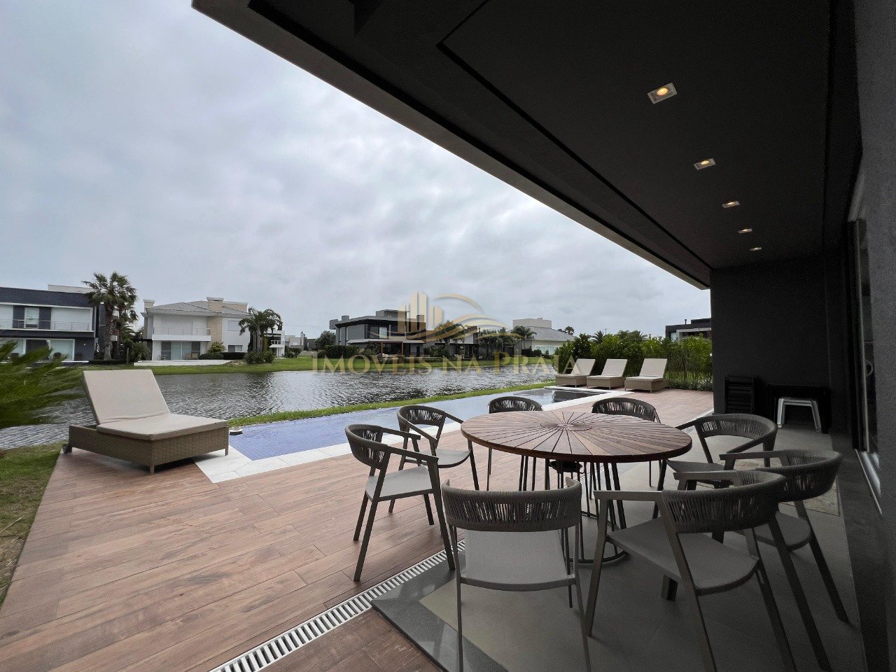 Foto 21 — Casa em Condomínio 4 Dormitório(s) Bairro Enseada