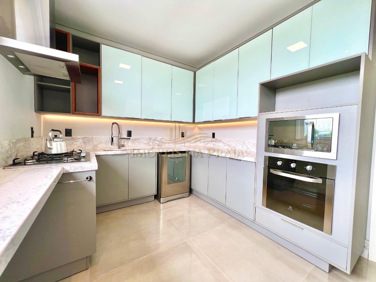 Foto 16 — Casa em Condomínio 4 Dormitório(s) Bairro Enseada